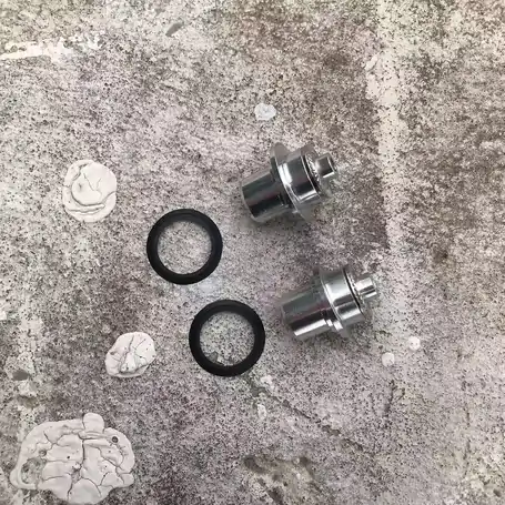 QR end cap for RC29DB Front Hub Silver