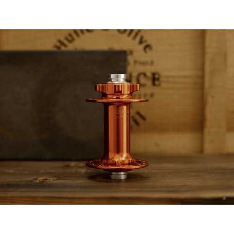 VLCmade RC39DB 6 BOLT BOOST FRONT HUB, M15x110, 32H, TANGERINE FIRE