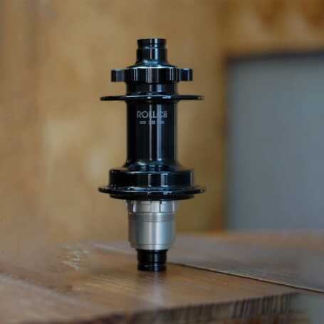 VLCmade RC39DB 6 BOLT BOOST REAR HUB, M12x148, 32H, BLACK HG